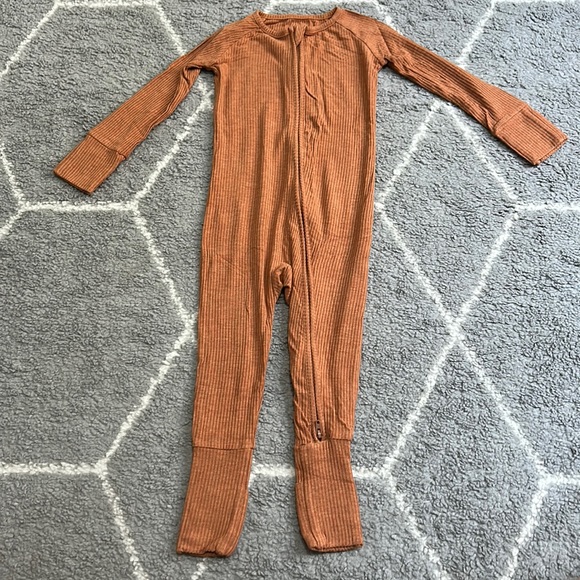 Little Sleepies Other - Heather Spice Ribbed Zippy